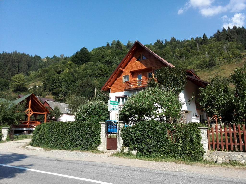 Pensiunea Piatra Mandrutului Скерішоара Екстер'єр фото